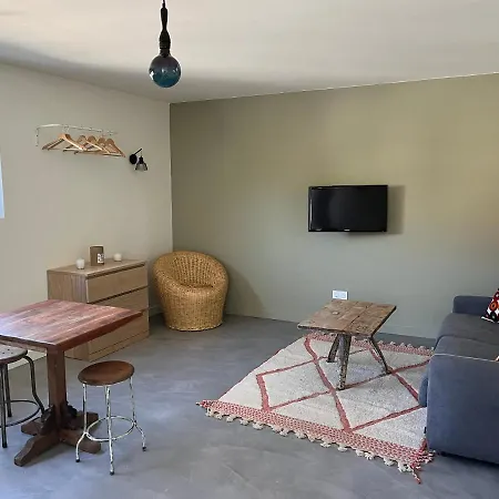 Studio Dans Les Alpilles Appartamento