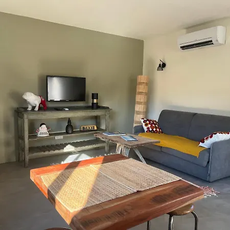 Appartamento Studio Dans Les Alpilles